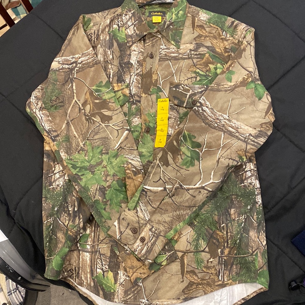 Cabela’s Long Sleeve Camo Hunting Shirt